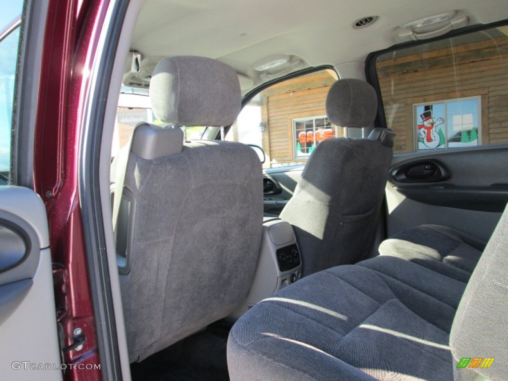 2004 TrailBlazer EXT LS 4x4 - Medium Red Metallic / Medium Pewter photo #14