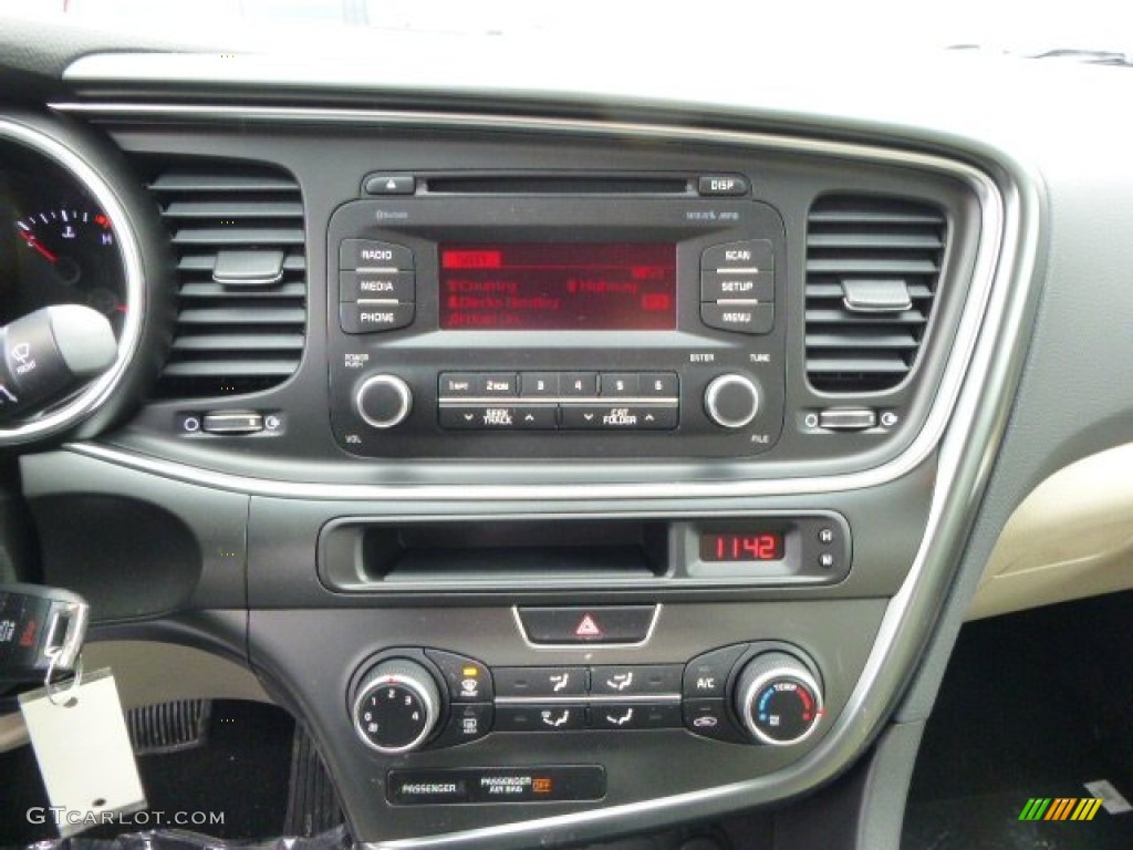 2014 Kia Optima LX Controls Photo #90284662