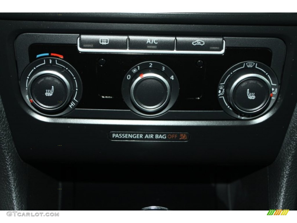 2014 Volkswagen GTI 4 Door Wolfsburg Edition Controls Photo #90287458