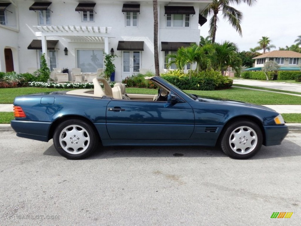 Brilliant Emerald Green Metallic 1995 Mercedes-Benz SL 320 Roadster Exterior Photo #90289111