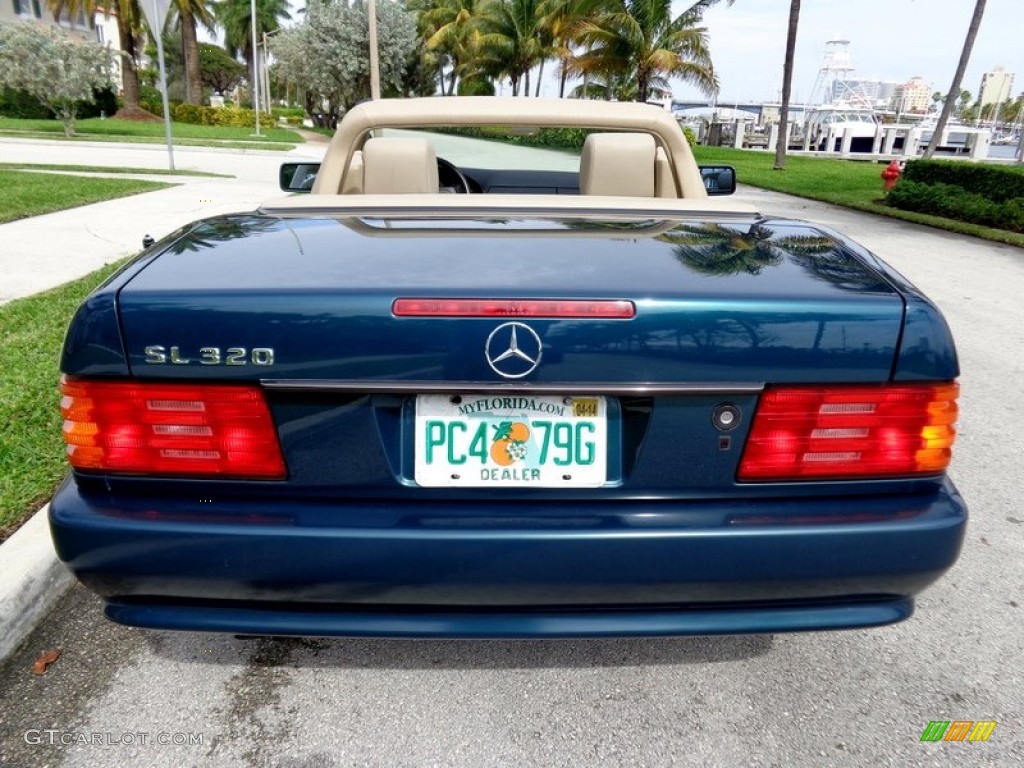 1995 SL 320 Roadster - Brilliant Emerald Green Metallic / Parchment Beige photo #15