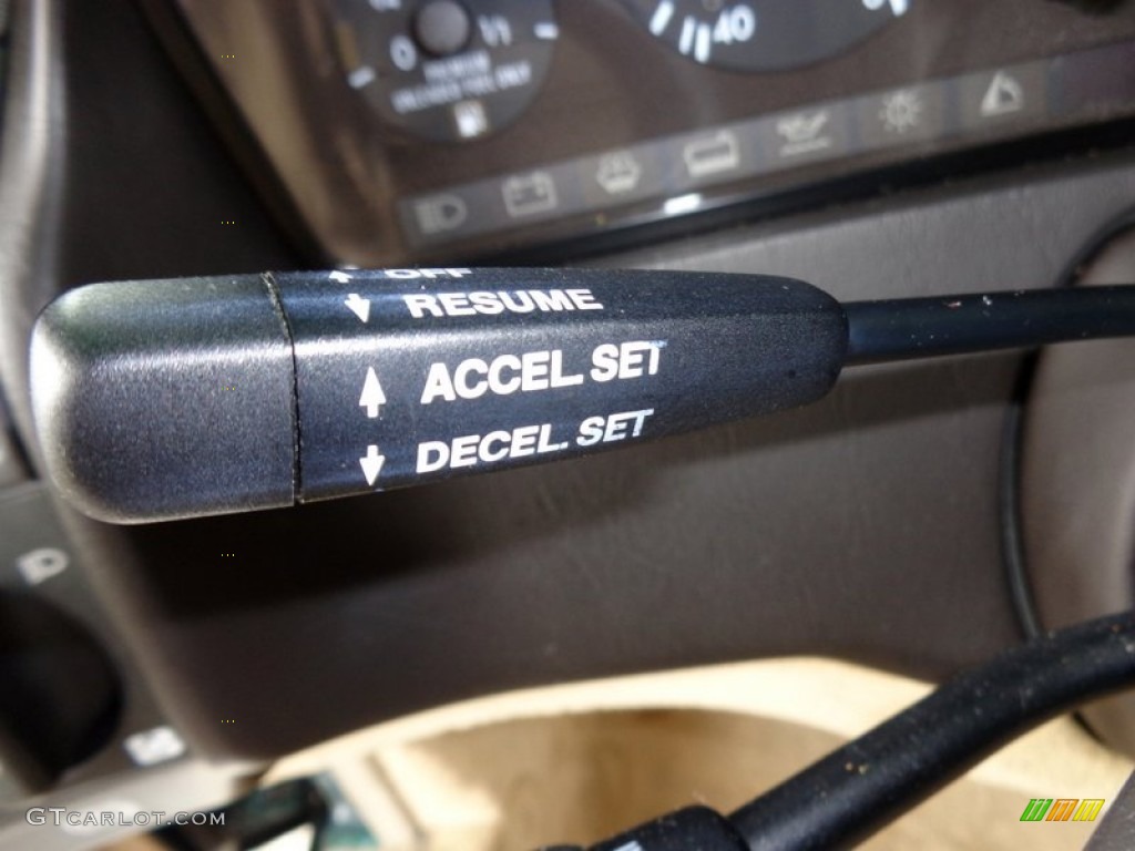1995 Mercedes-Benz SL 320 Roadster Controls Photo #90290533