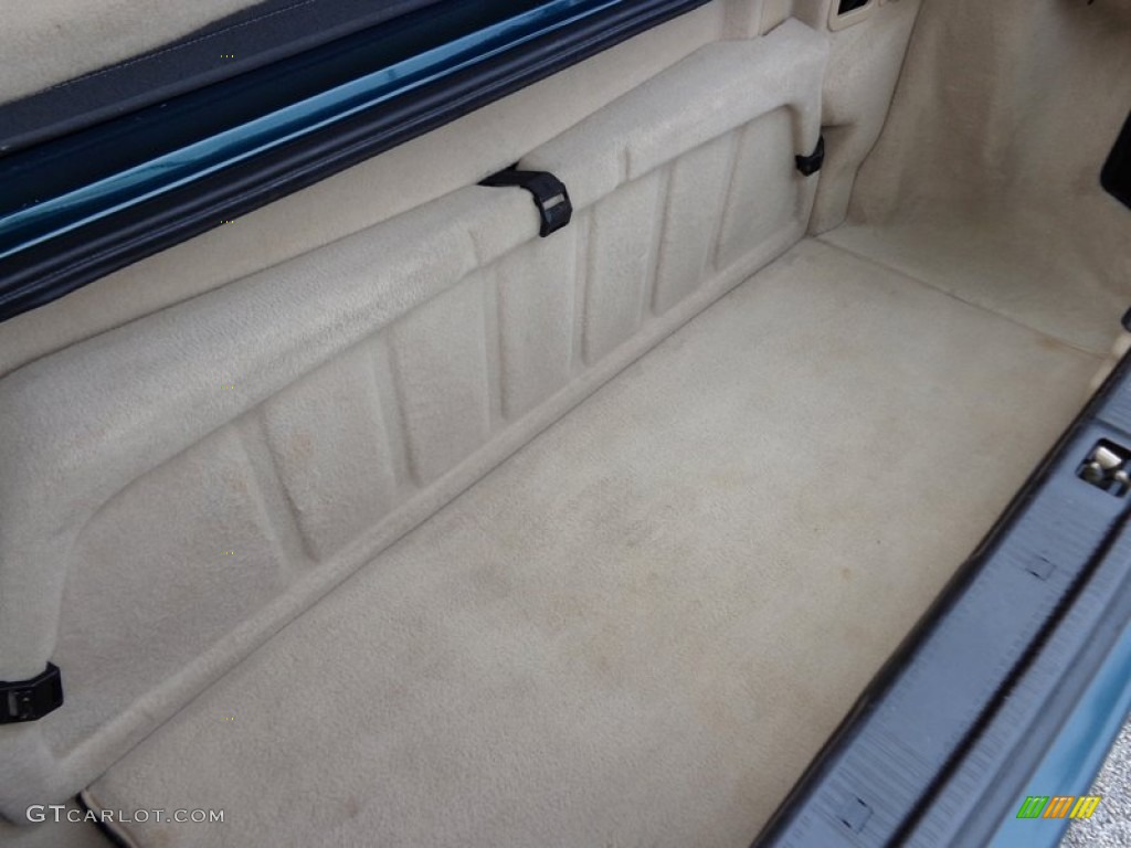1995 Mercedes-Benz SL 320 Roadster Trunk Photo #90290848