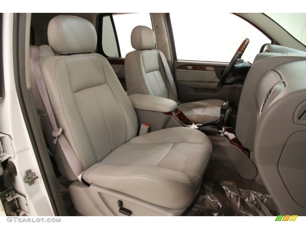 2006 GMC Envoy Denali 4x4 Front Seat Photo #90291169