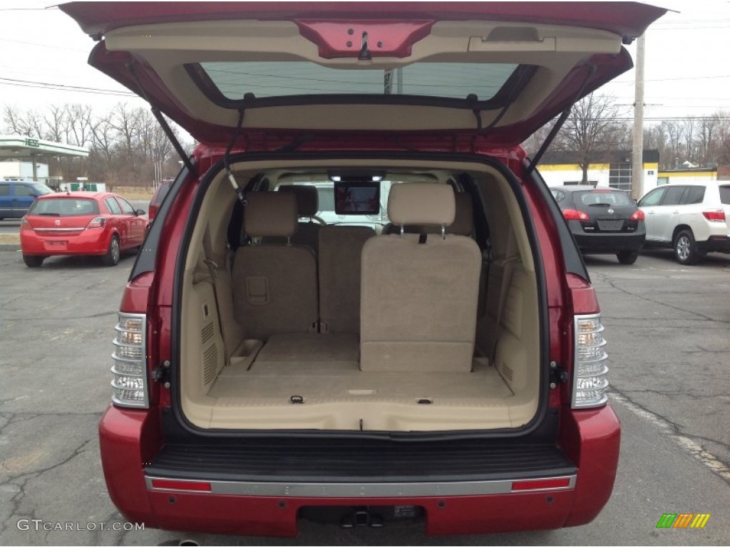 2006 Mountaineer Premier AWD - Vivid Red Metallic / Camel photo #23