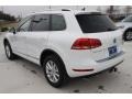 Pure White - Touareg V6 Sport 4Motion Photo No. 6