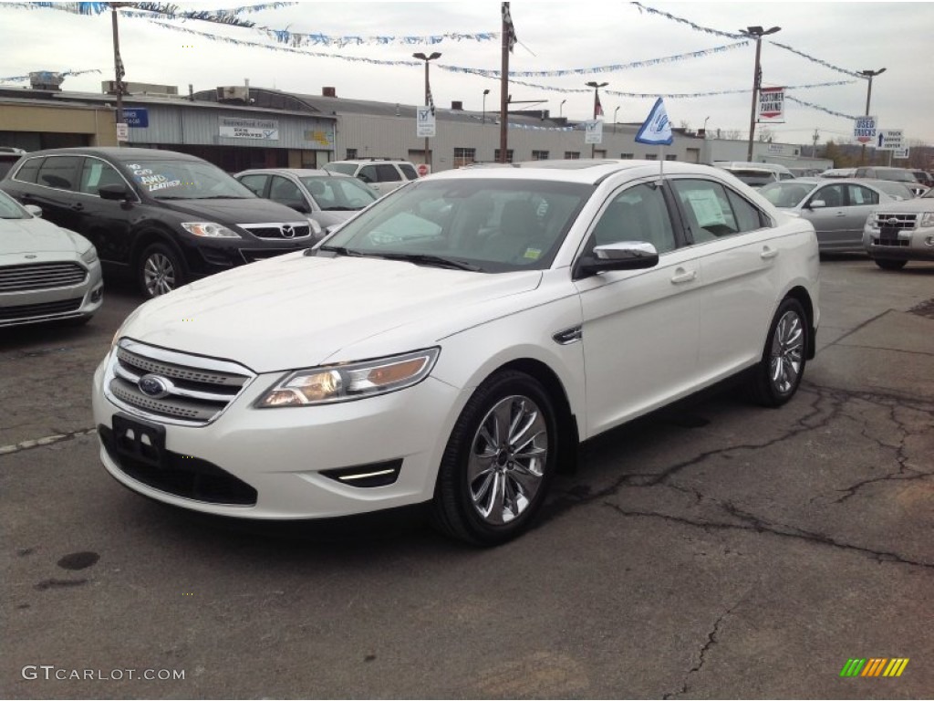 2012 Taurus Limited AWD - White Suede / Light Stone photo #3