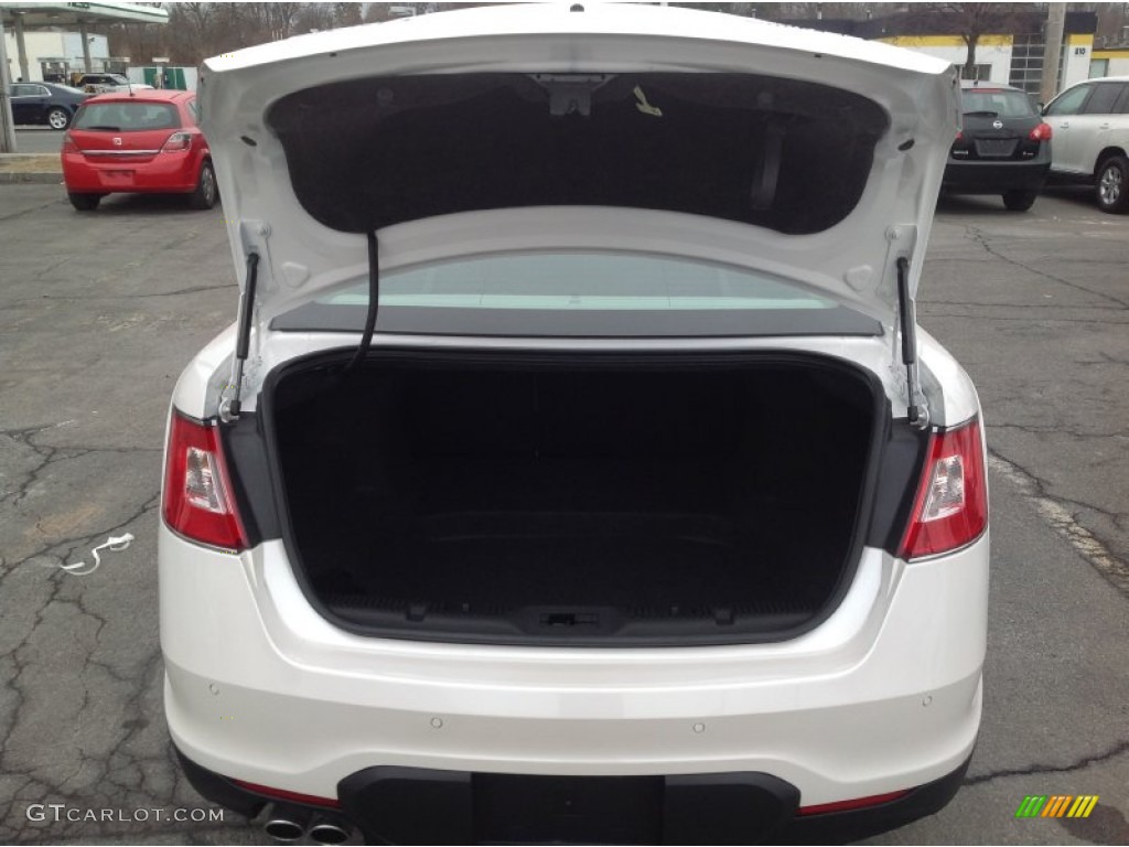 2012 Ford Taurus Limited AWD Trunk Photo #90293074