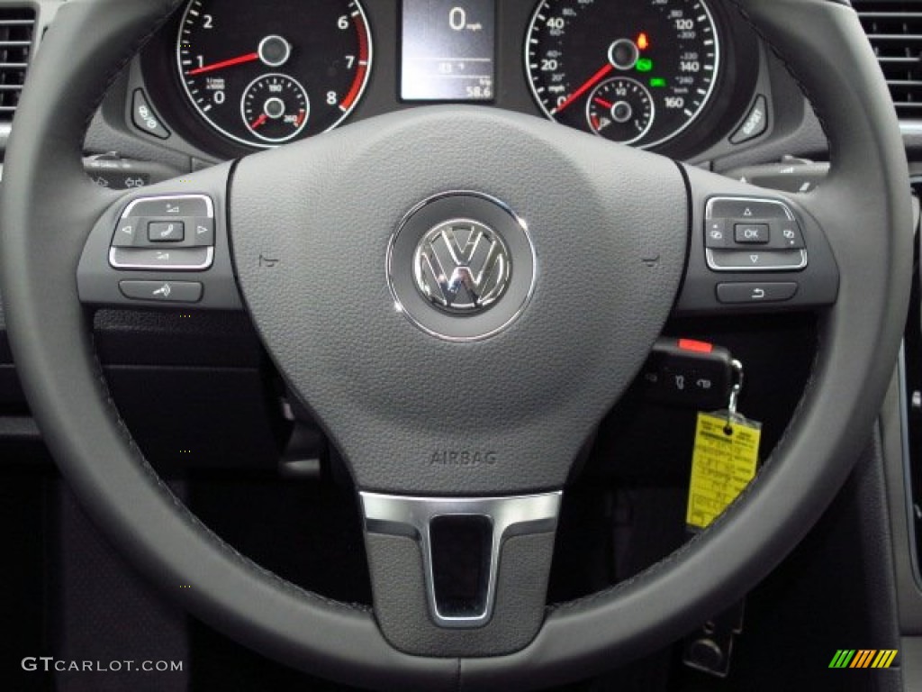 2014 Volkswagen Passat 1.8T SE Titan Black Steering Wheel Photo #90294196