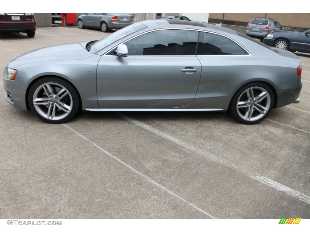 2008 S5 4.2 quattro - Quartz Grey Metallic / Magma Red photo #5