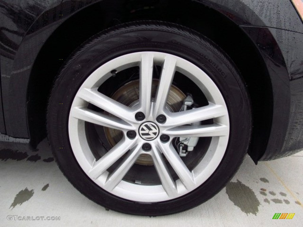 2014 Volkswagen Passat 1.8T SE Wheel Photo #90295210