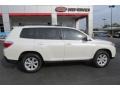 2011 Blizzard White Pearl Toyota Highlander   photo #8