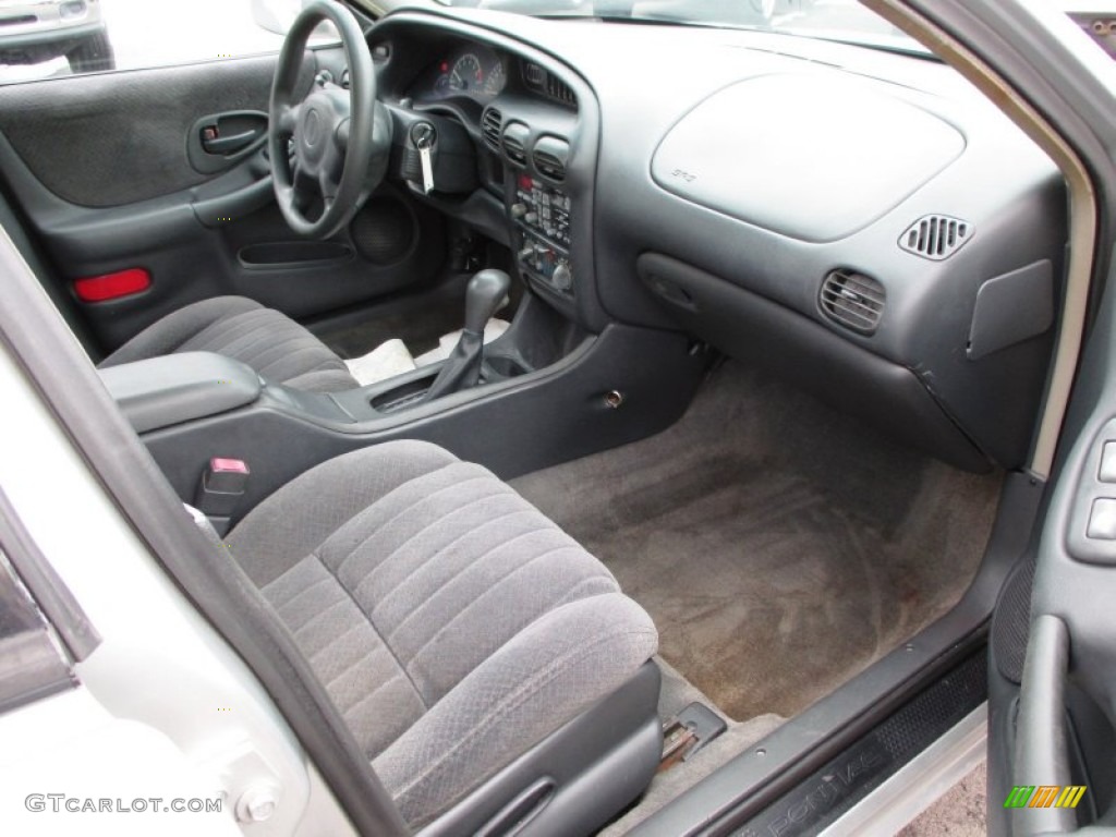 2002 Grand Prix SE Sedan - Galaxy Silver Metallic / Graphite photo #20