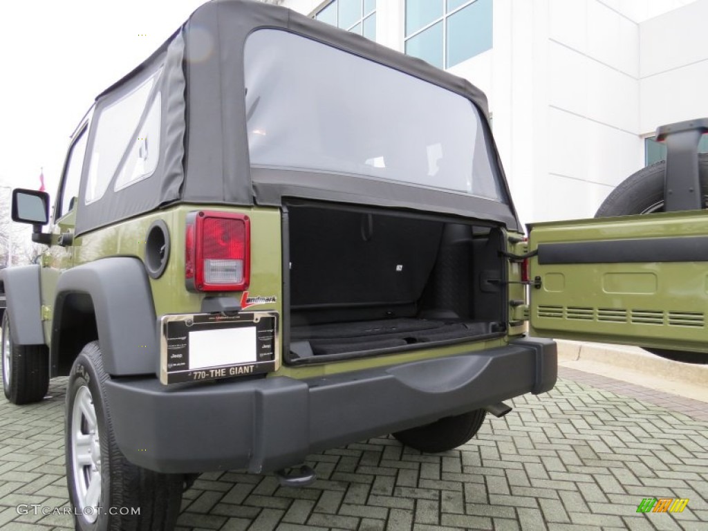 2013 Wrangler Sport 4x4 - Commando Green / Black photo #16