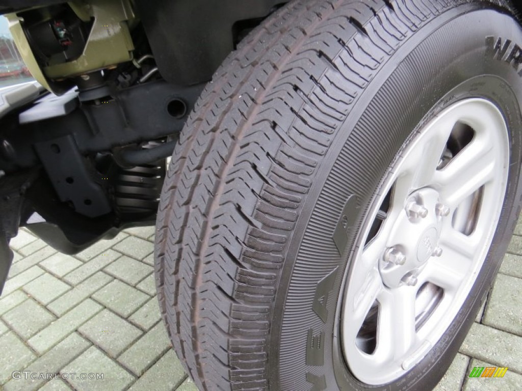 2013 Wrangler Sport 4x4 - Commando Green / Black photo #29