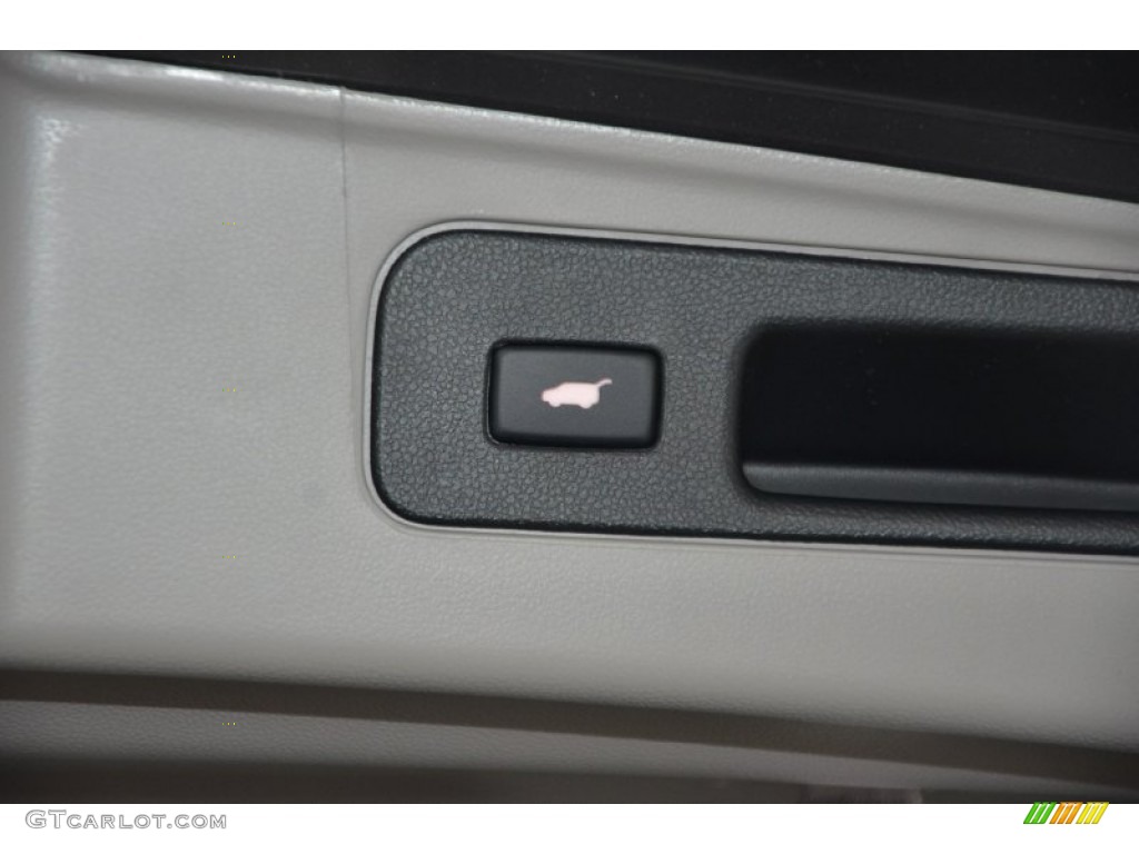 2014 Pilot Touring - Modern Steel Metallic / Gray photo #32