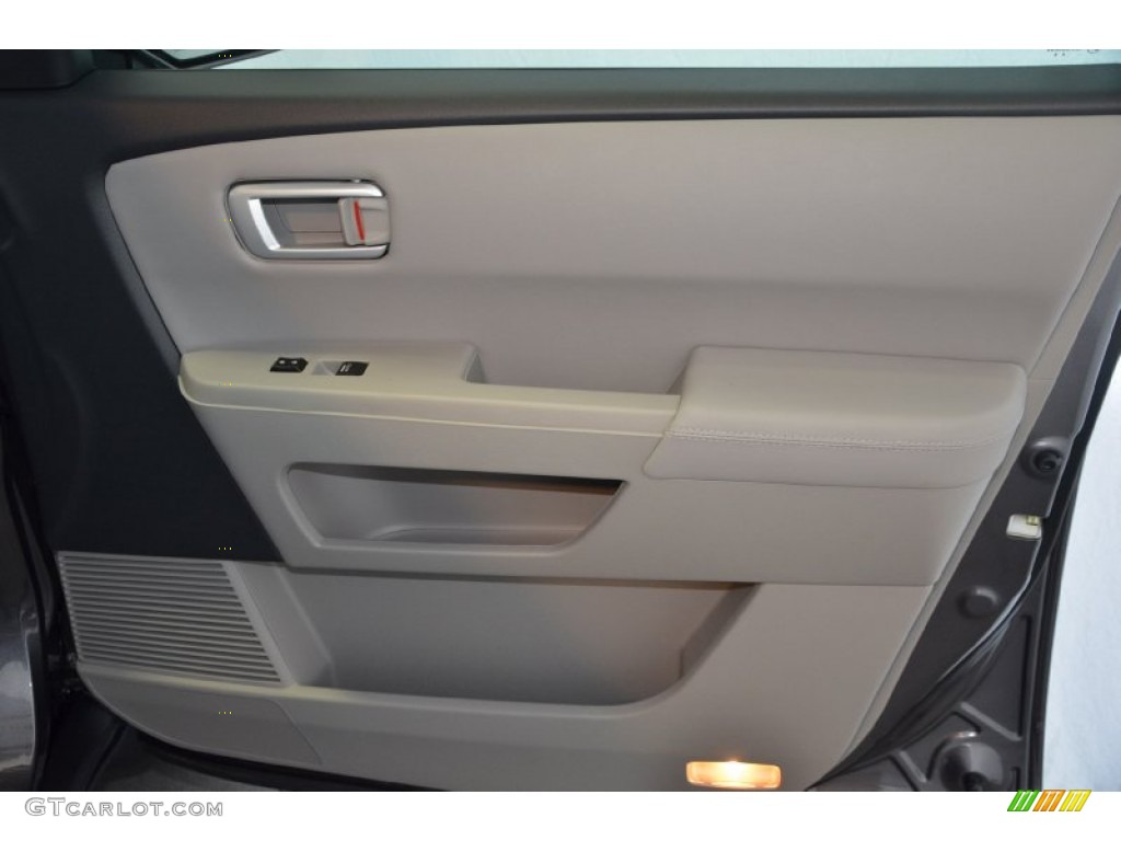 2014 Pilot Touring - Modern Steel Metallic / Gray photo #34