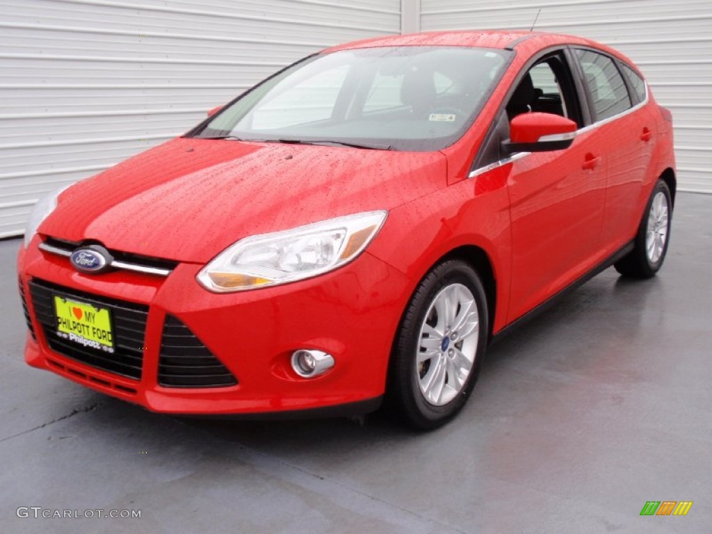 2012 Focus SEL 5-Door - Race Red / Charcoal Black photo #6