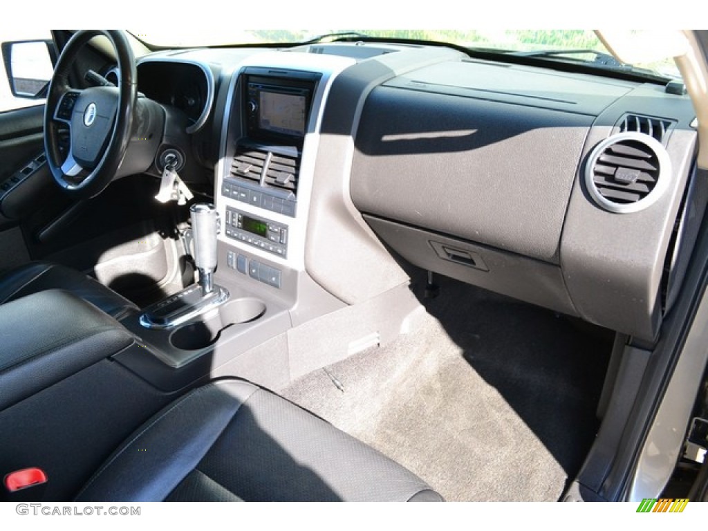 2006 Mountaineer Premier AWD - Mineral Grey Metallic / Charcoal Black photo #16