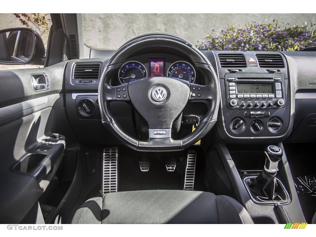 2008 Volkswagen GLI Sedan Interlagos Plaid Cloth Dashboard Photo #90312849