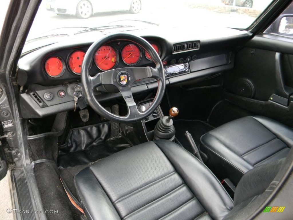 Black Interior 1982 Porsche 911 SC Photo #90313116