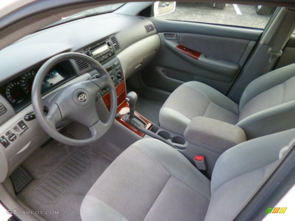 Gray Interior 2007 Toyota Corolla LE Photo #90313301