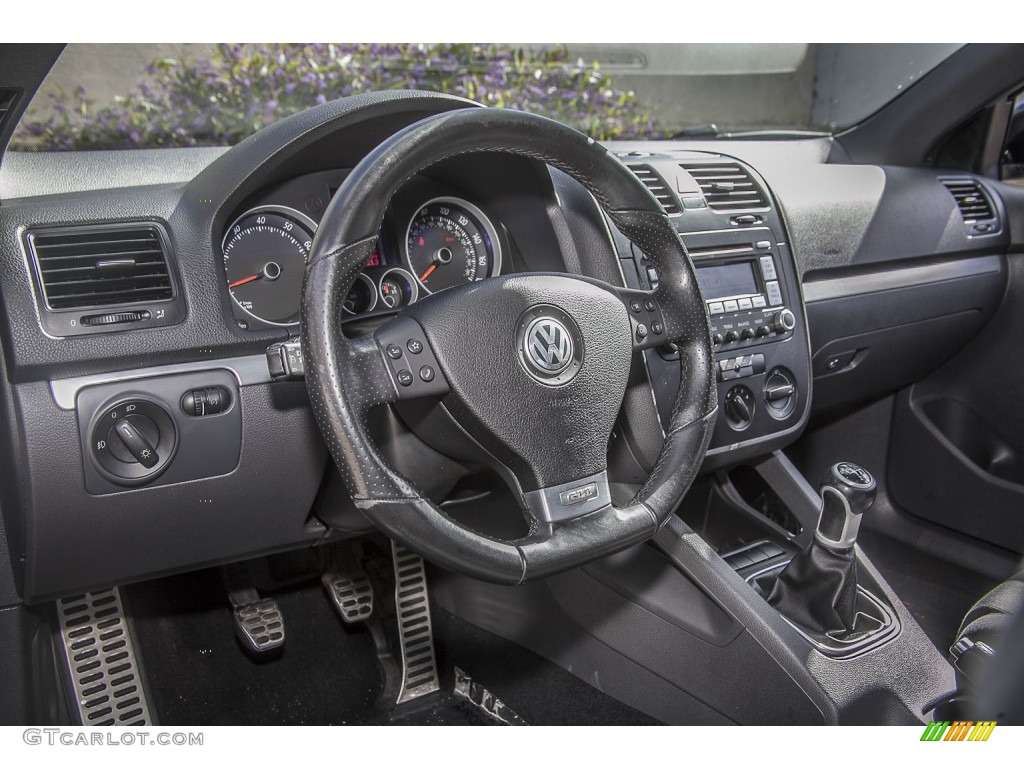 2008 Volkswagen GLI Sedan Interlagos Plaid Cloth Dashboard Photo #90313350
