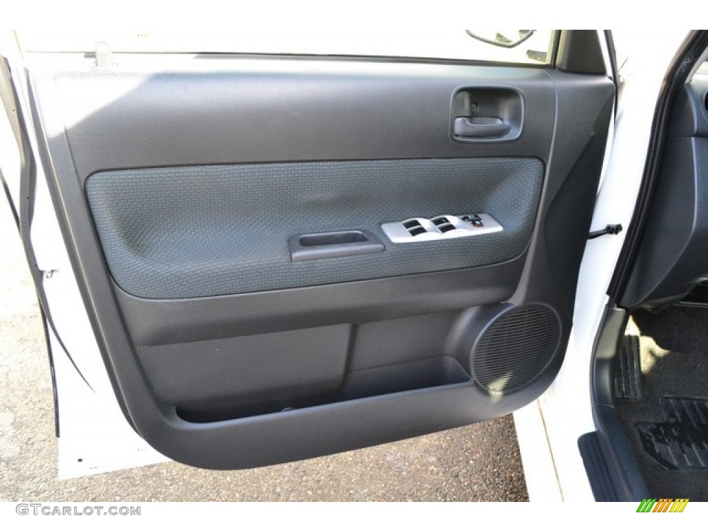 2006 xB  - Polar White / Dark Charcoal photo #21