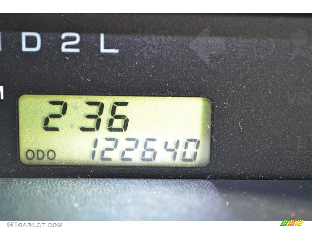 2006 xB  - Polar White / Dark Charcoal photo #26