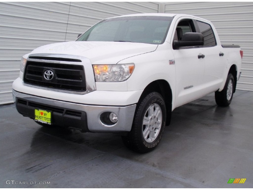 2010 Tundra CrewMax 4x4 - Super White / Graphite Gray photo #6