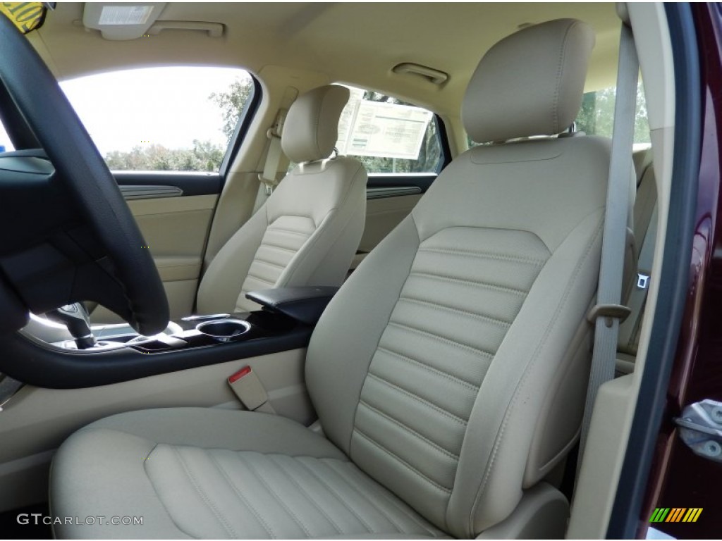 2013 Ford Fusion SE Front Seat Photos