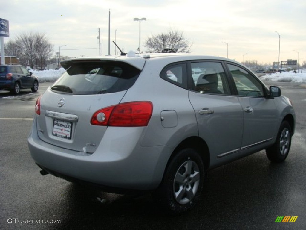 2011 Rogue S AWD - Silver Ice Metallic / Gray photo #4