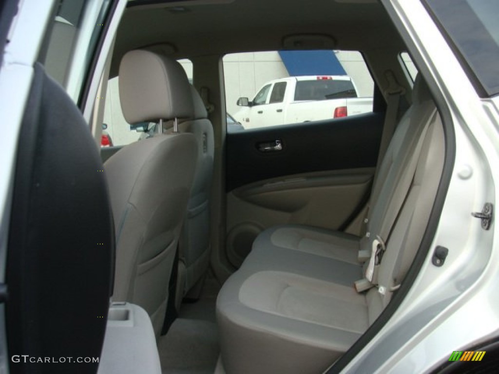 2011 Rogue S AWD - Silver Ice Metallic / Gray photo #11