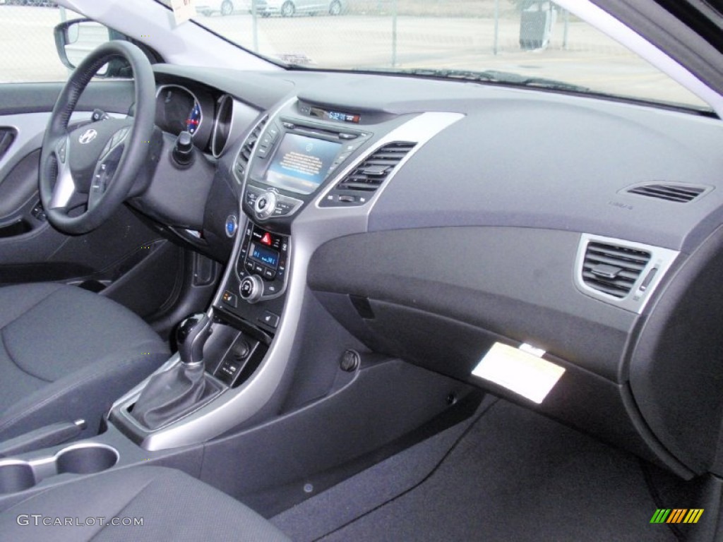 2014 Elantra Limited Sedan - Black / Black photo #18