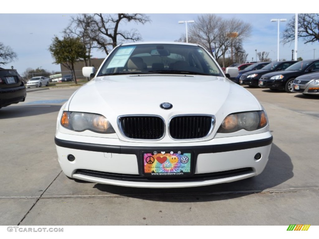 2004 3 Series 325i Sedan - Alpine White / Sand photo #8