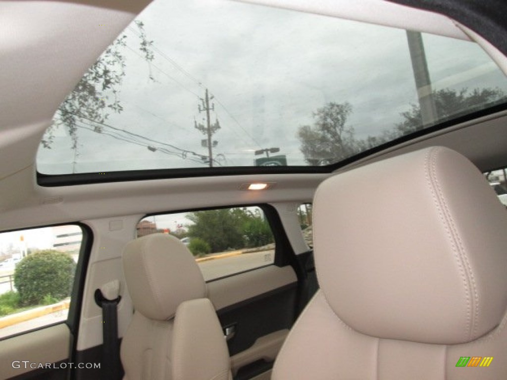 2014 Land Rover Range Rover Evoque Pure Sunroof Photos