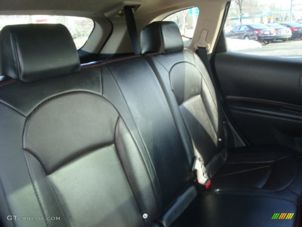 2011 Rogue SL AWD - Wicked Black / Black photo #15