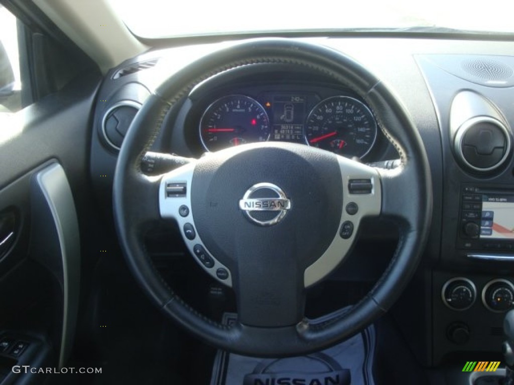 2011 Rogue SL AWD - Wicked Black / Black photo #20