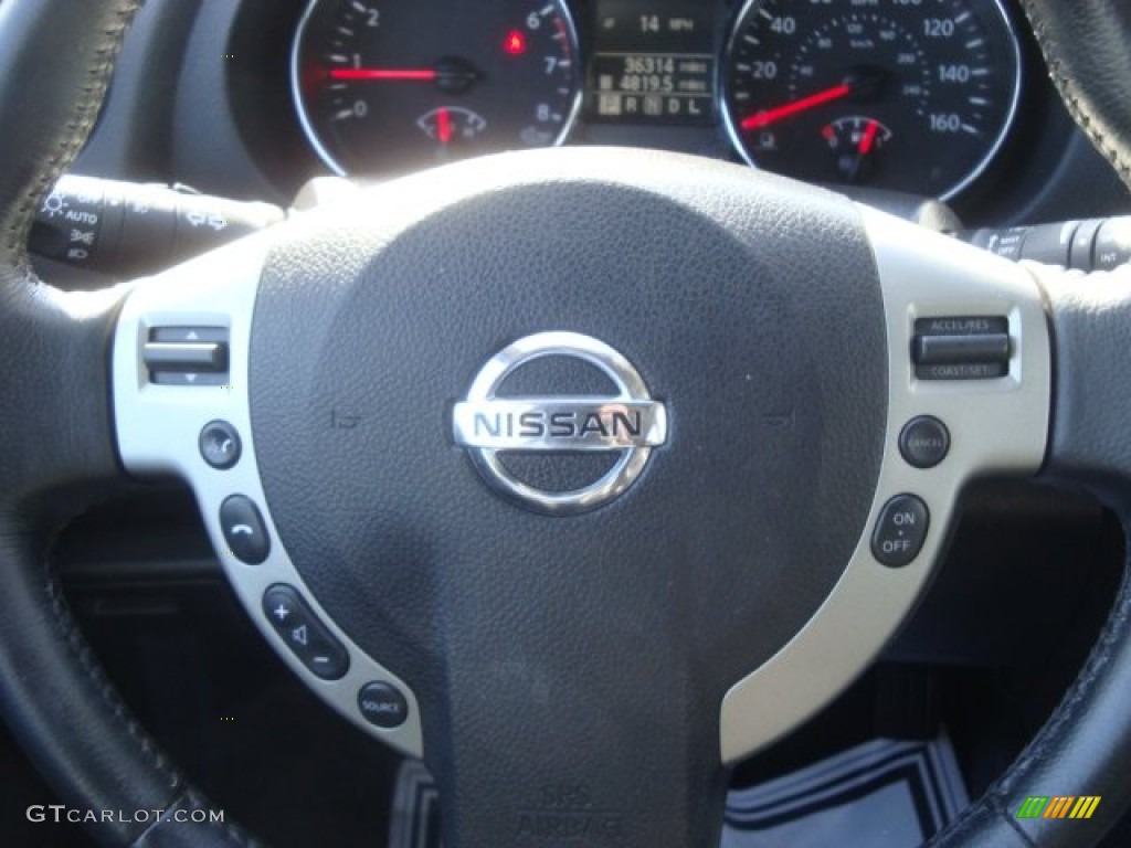 2011 Rogue SL AWD - Wicked Black / Black photo #21