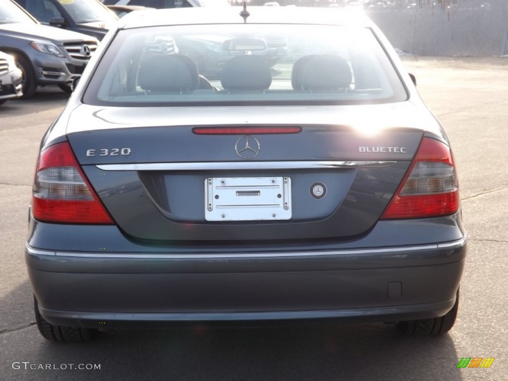 2008 E 320 BlueTEC Sedan - Flint Grey Metallic / Ash photo #4