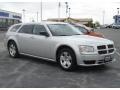 2008 Bright Silver Metallic Dodge Magnum SE  photo #7