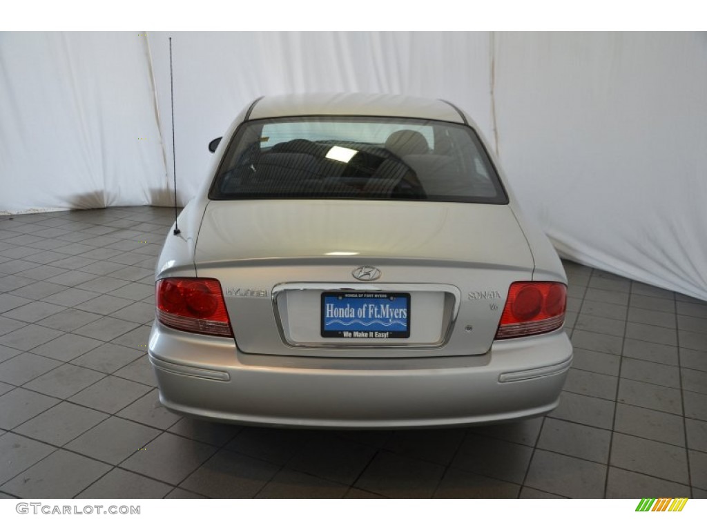 2004 Sonata V6 - Brilliant Silver / Black photo #7