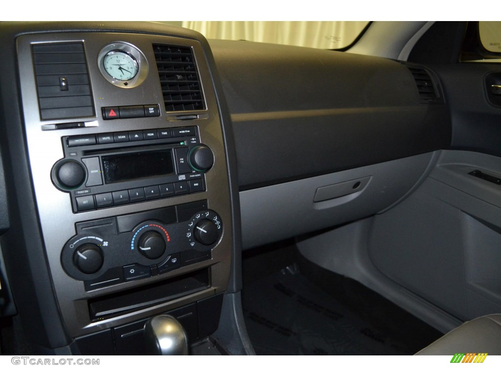 2006 300 Touring - Midnight Blue Pearlcoat / Dark Slate Gray/Light Graystone photo #24