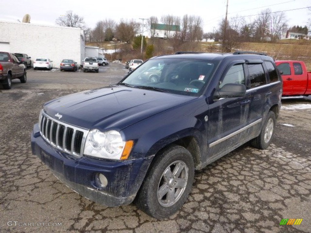 Midnight Blue Pearl Jeep Grand Cherokee