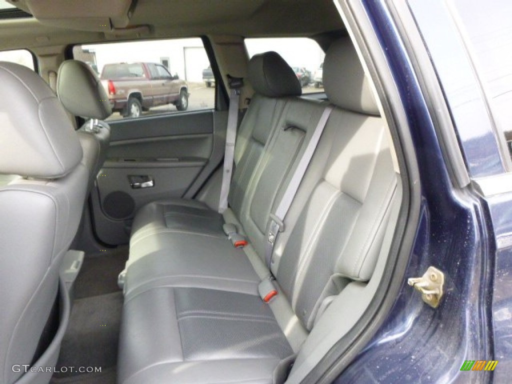 2005 Jeep Grand Cherokee Limited 4x4 Rear Seat Photo #90331326
