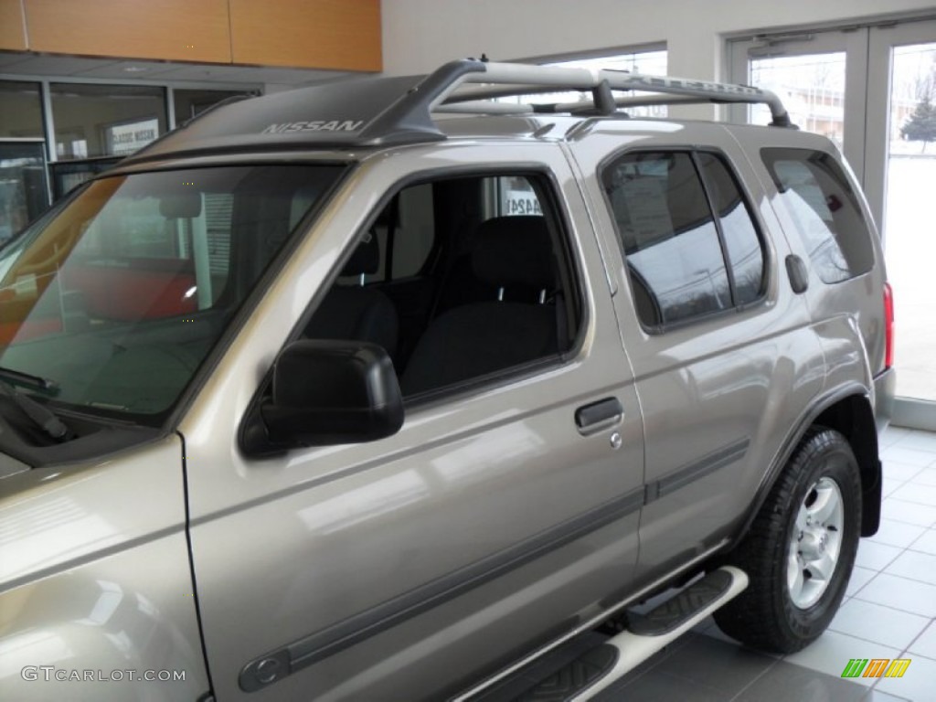 2004 Xterra XE 4x4 - Granite Metallic / Gray photo #6