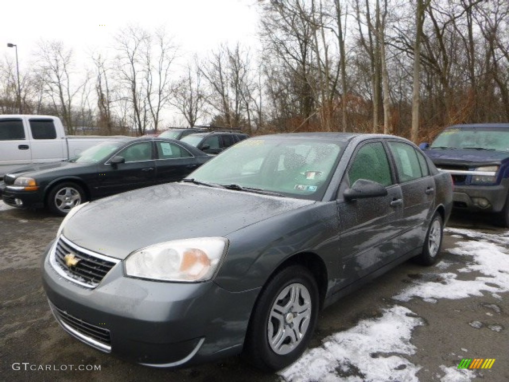 2006 Malibu LS Sedan - Medium Gray Metallic / Titanium Gray photo #1