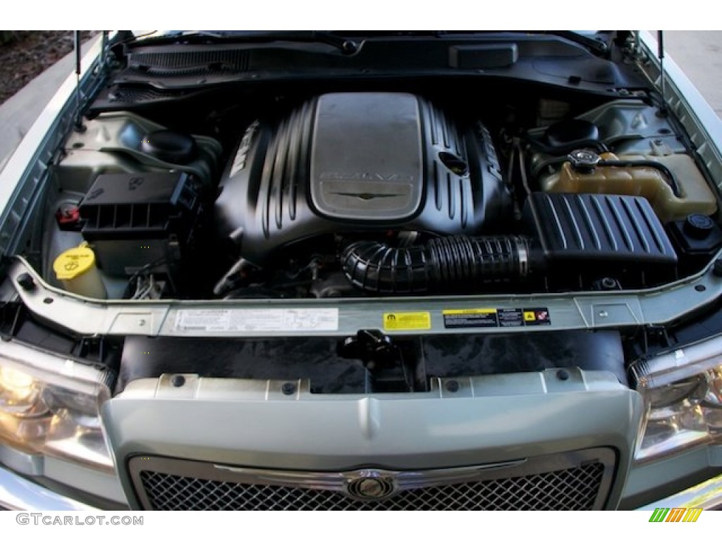 2005 Chrysler 300 C HEMI 5.7 Liter HEMI OHV 16-Valve MDS V8 Engine Photo #90334125