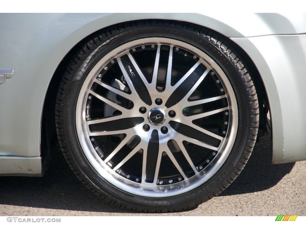 2005 Chrysler 300 C HEMI Custom Wheels Photo #90334140