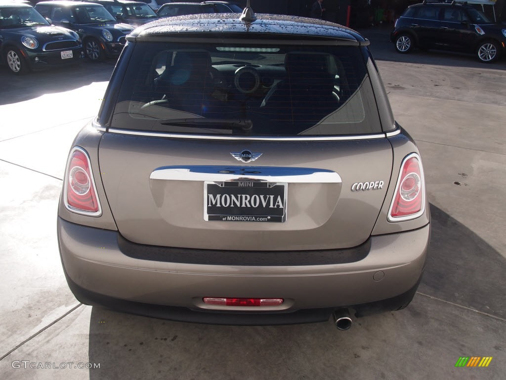 2011 Cooper Hardtop - Velvet Silver Metallic / Carbon Black photo #7